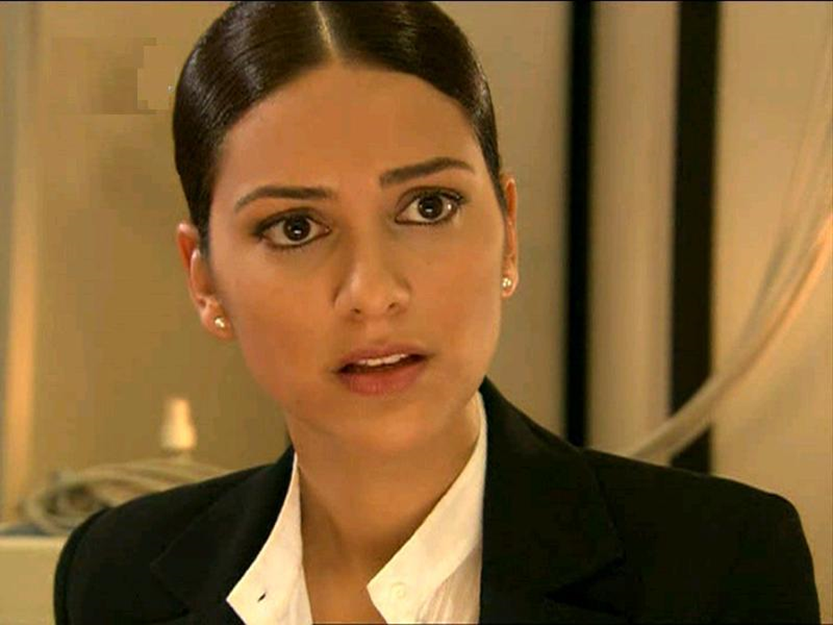 Bergüzar Korel\'den Duygusal Mesaj