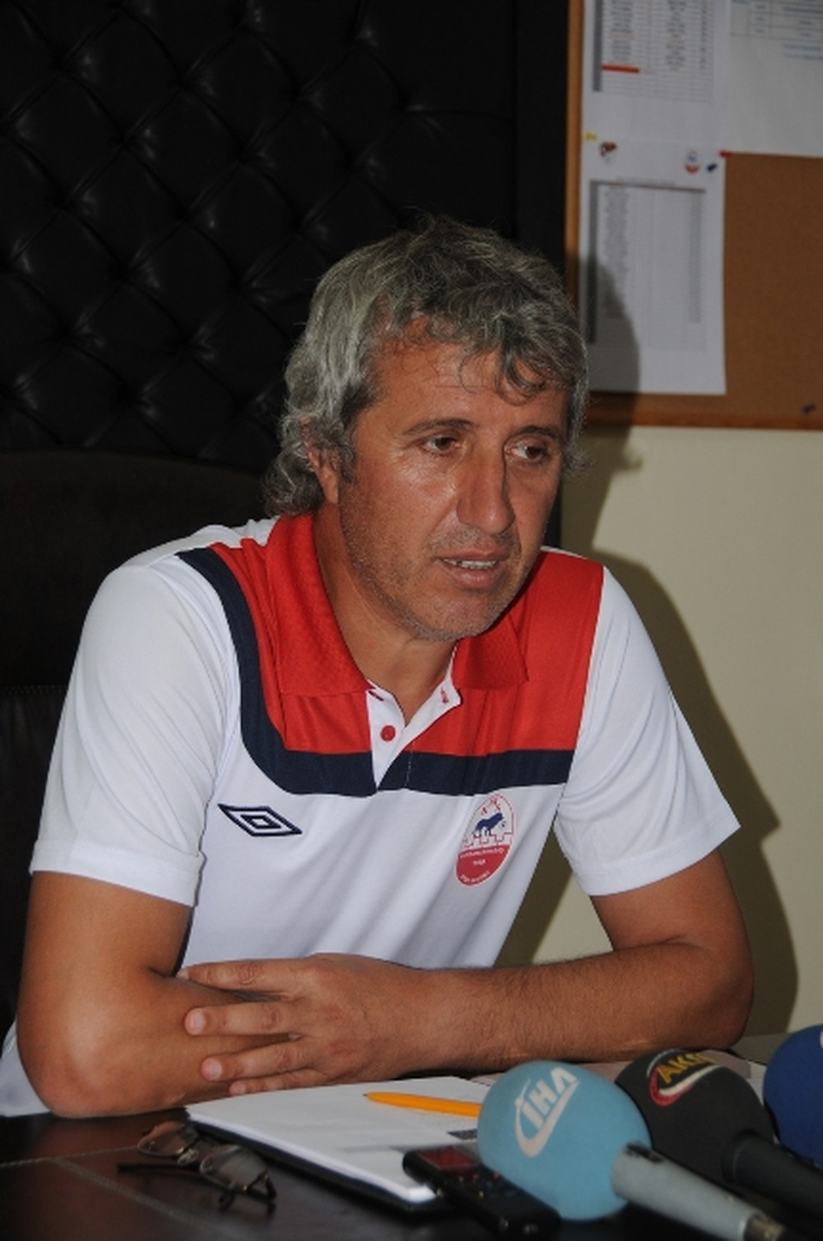 Besim Durmuş\'tan Ankaraspor\'un Eleştirilerine Cevap