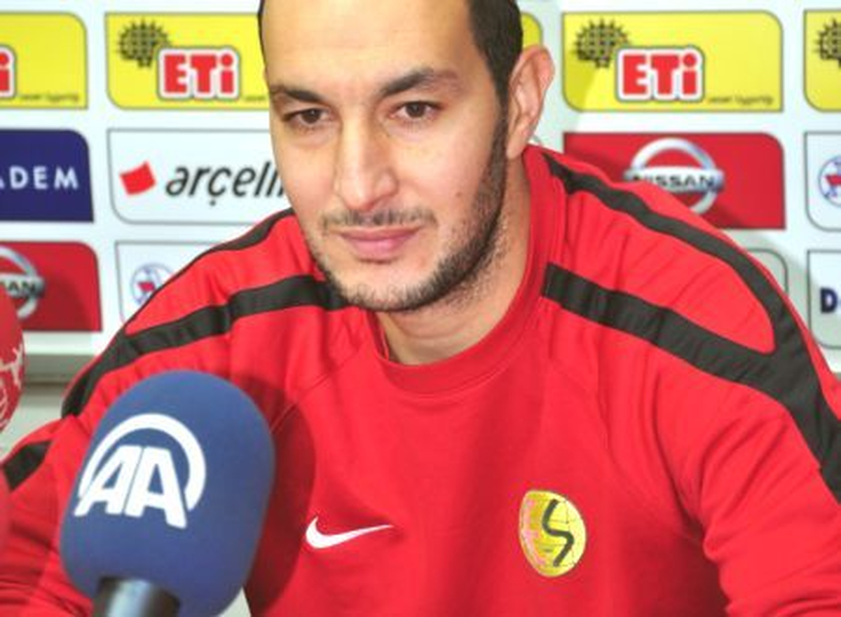 Bursaspor Necati Ateş\'e Yöneldi