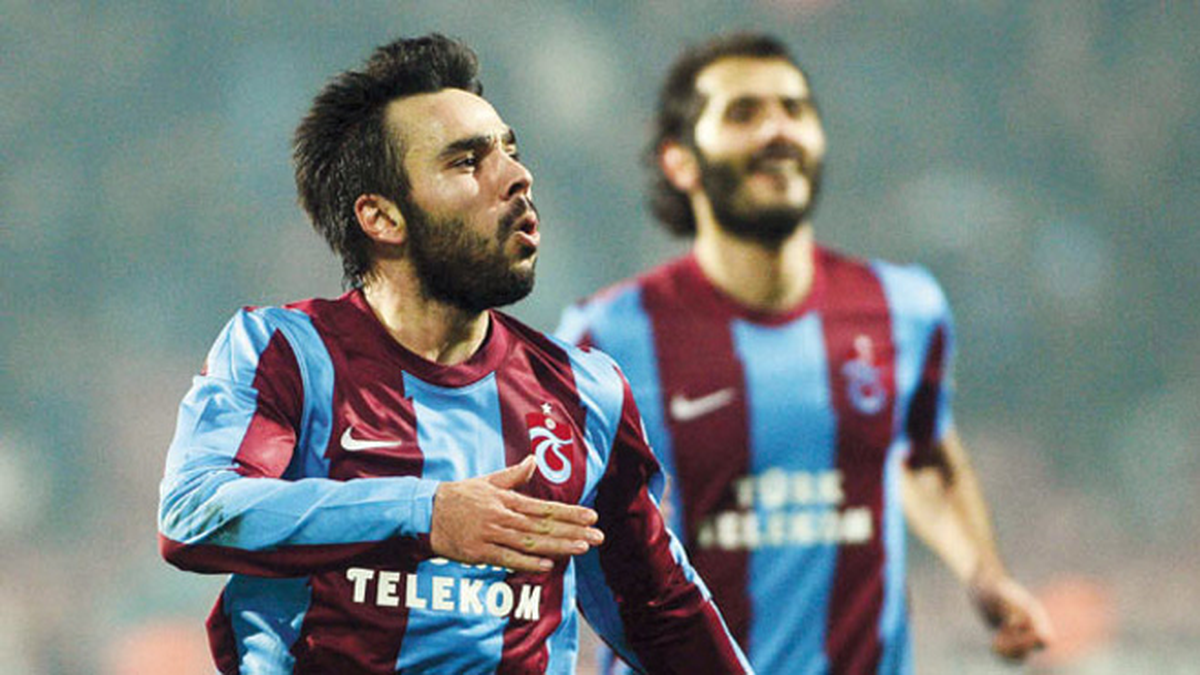 Bursaspor Taraftarı Volkan Şen\'e Sahip Çıktı