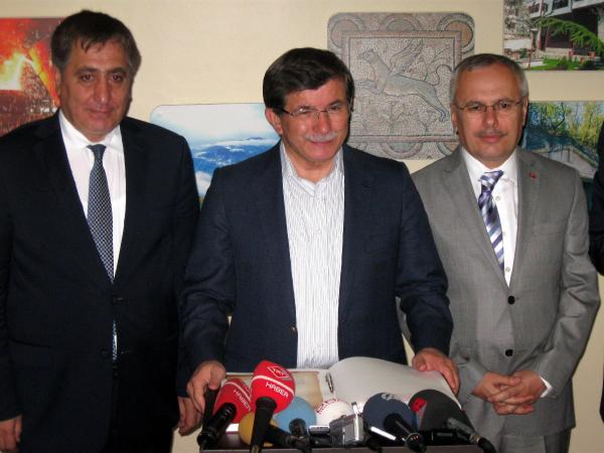 Davutoğlu, Karabük\'te \'Suriye\' Hakkında Konuştu