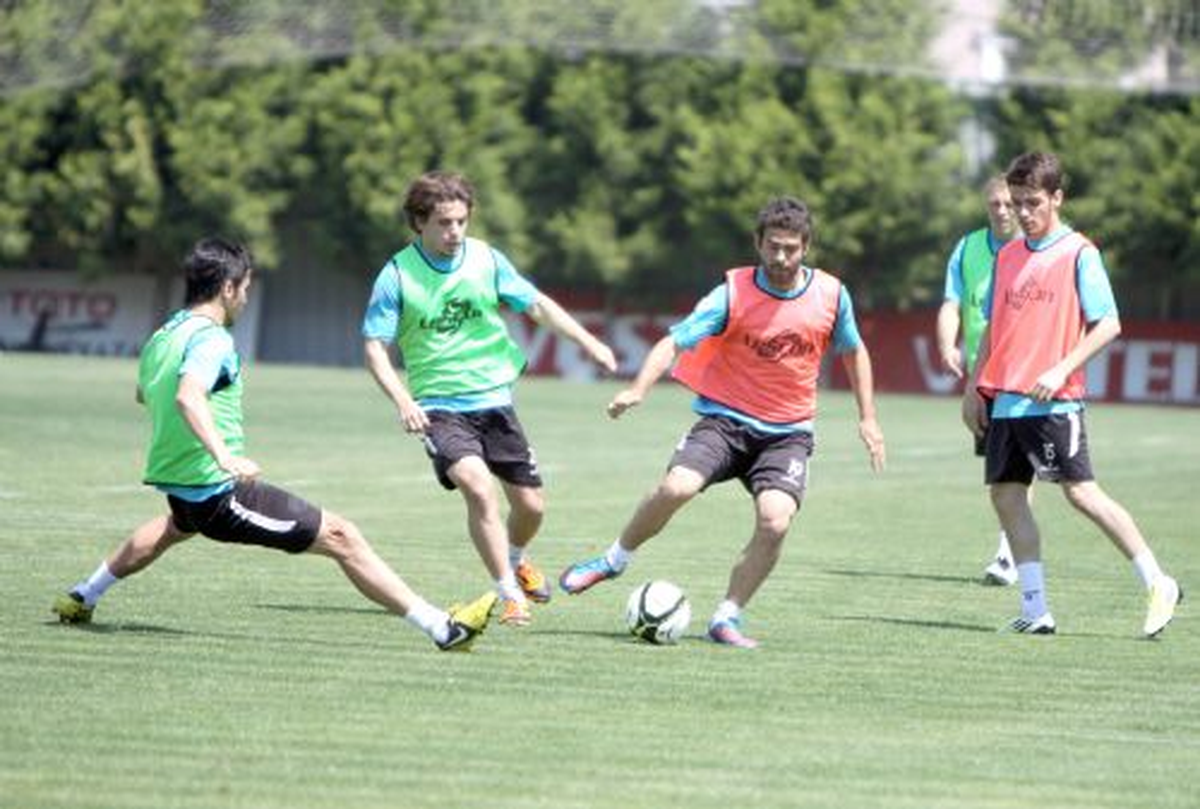 Futbol : PTT 1. Lig