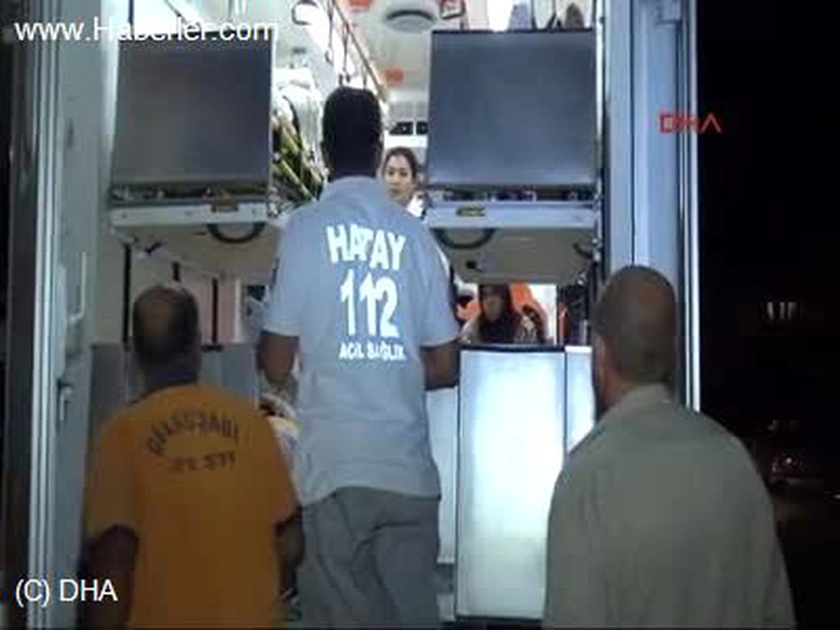 Füze Liseye İsabet Etti