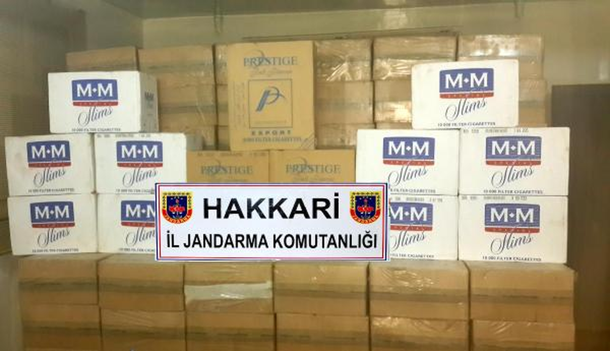 Hakkari\'de Kaçak Sigara Operasyonu