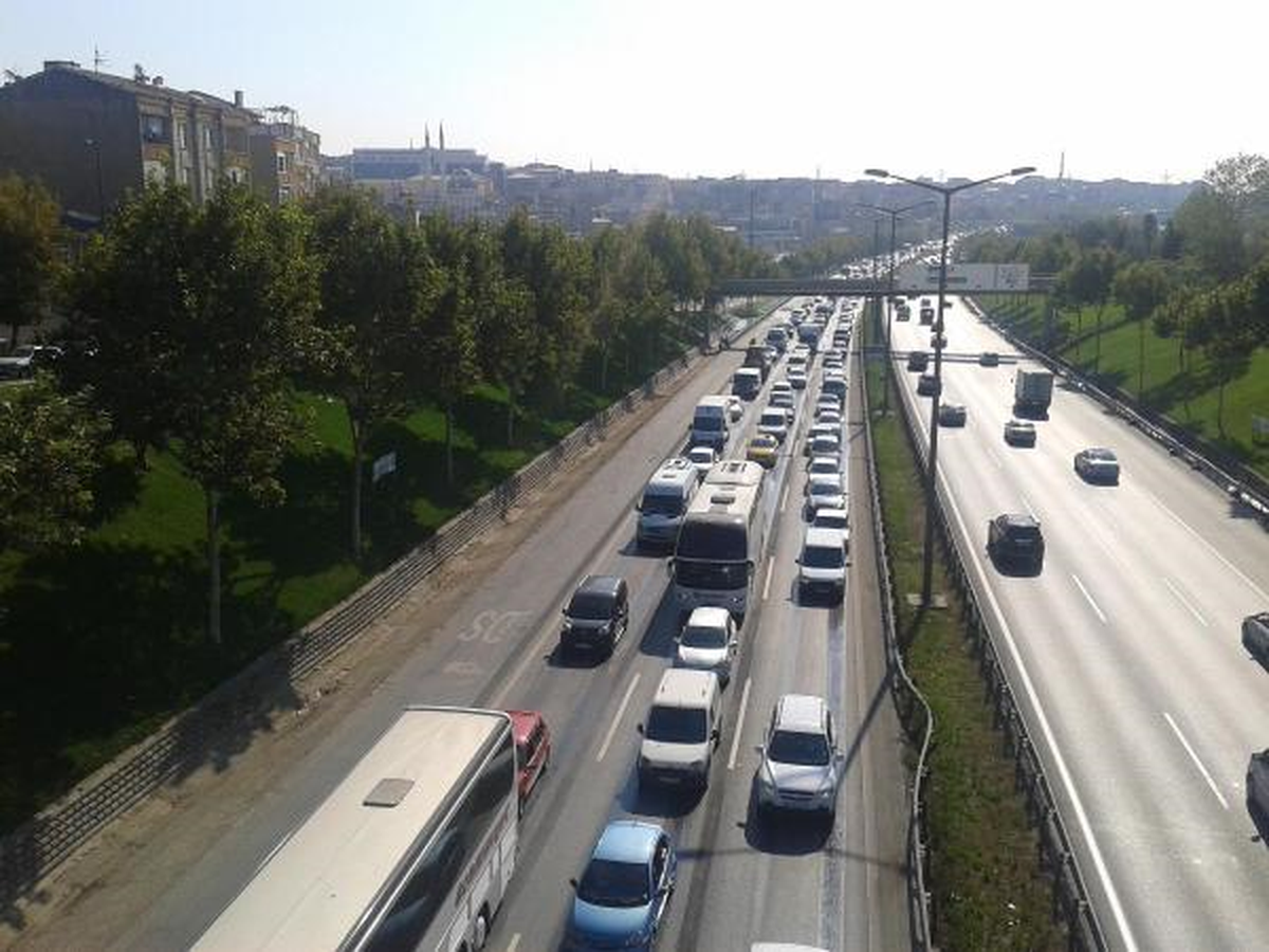 İstanbul\'da Trafik Çilesi