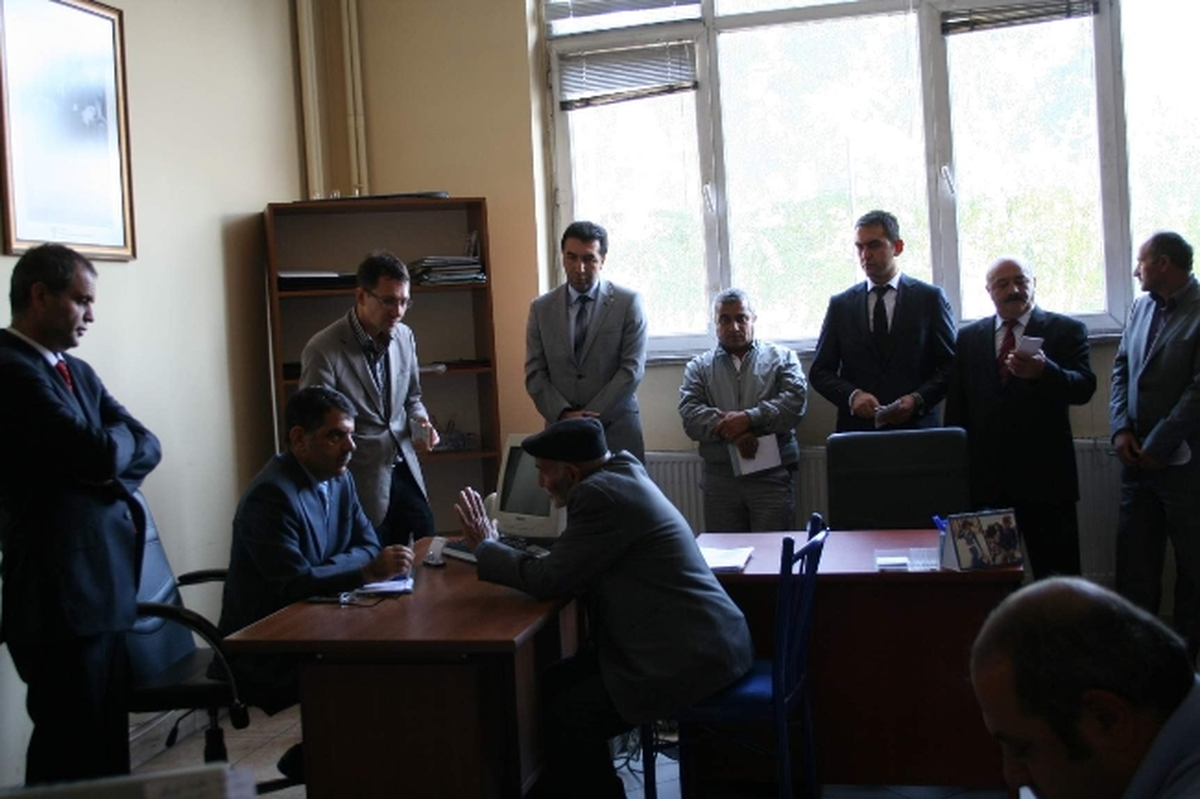 Kars Belediyesi\'nde Halk Günü Toplantısı