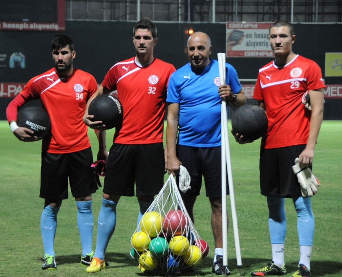 Antalyaspor\'da Bursaspor Maçı Hazırlıkları Sürüyor