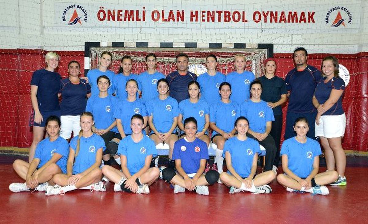 Muratpaşa\'lı Kızlar Avrupa Sınavında