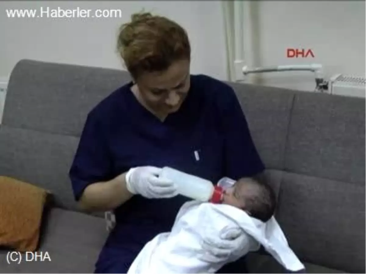 Nizip'te Bir Günlük Bebeği Sokağa Bıraktılar