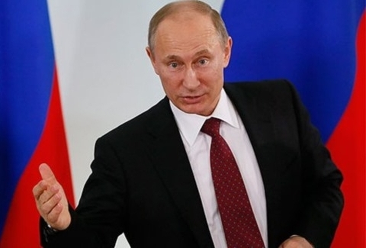 Putin, İngiltere Başbakanı ile Telefon Görüşmesi İçin Toplantıdan Ayrıldı