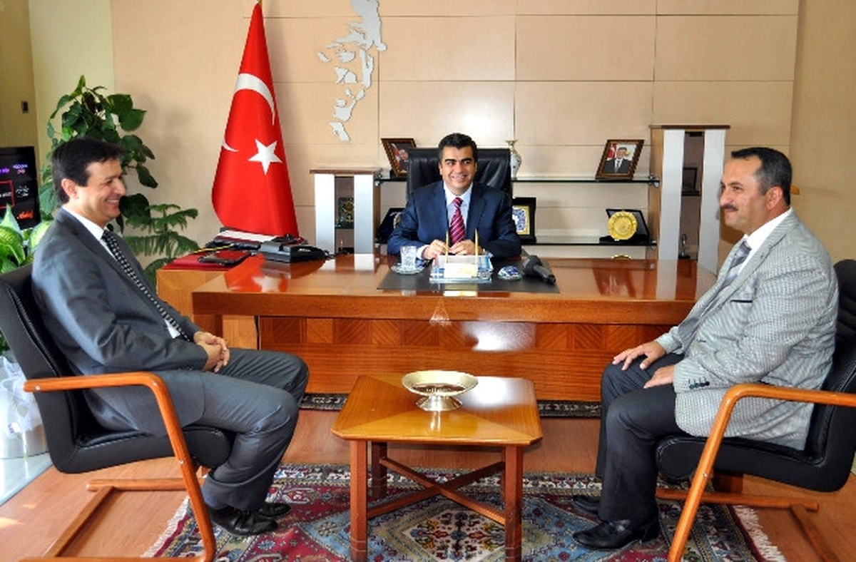 Başkan Arıkan, Vali Düzgün\'ü Ziyaret Etti