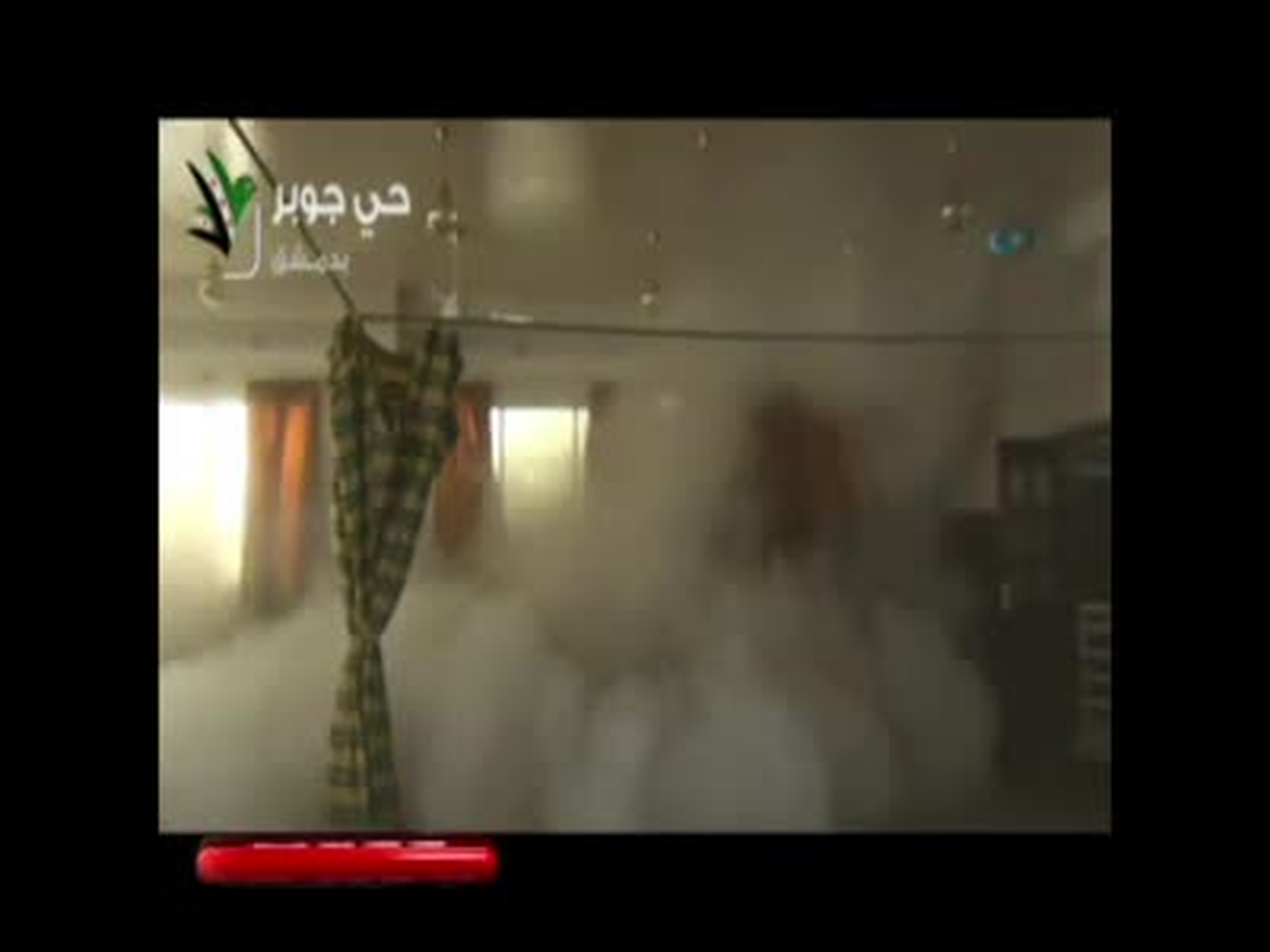 Suriye\'de Caminin Bombalanma Anı Kamerada