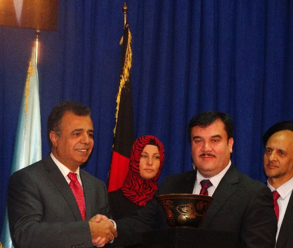 Uluslararası Üniversiteler Konseyi Başkanı Orhan Hikmet Azizoğlu\'na Afganistan Devleti Onur...