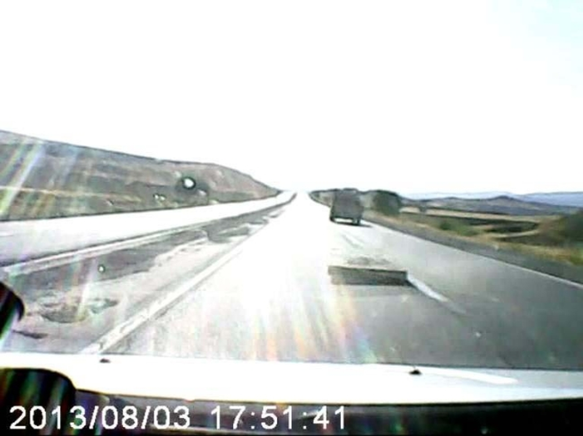 Yozgat\'ta Seyir Halindeki Araçtan Düşen Cisim Kazaya Yol Açtı