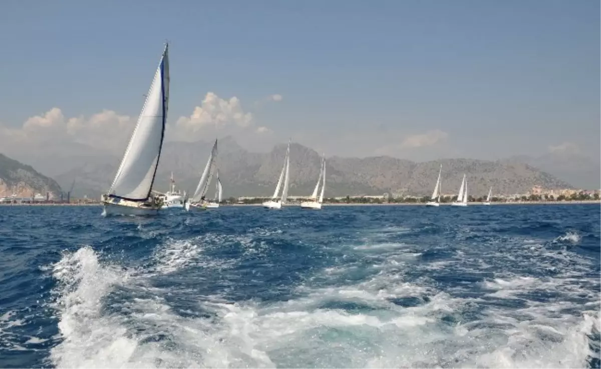 Zafere Yelken Açtılar