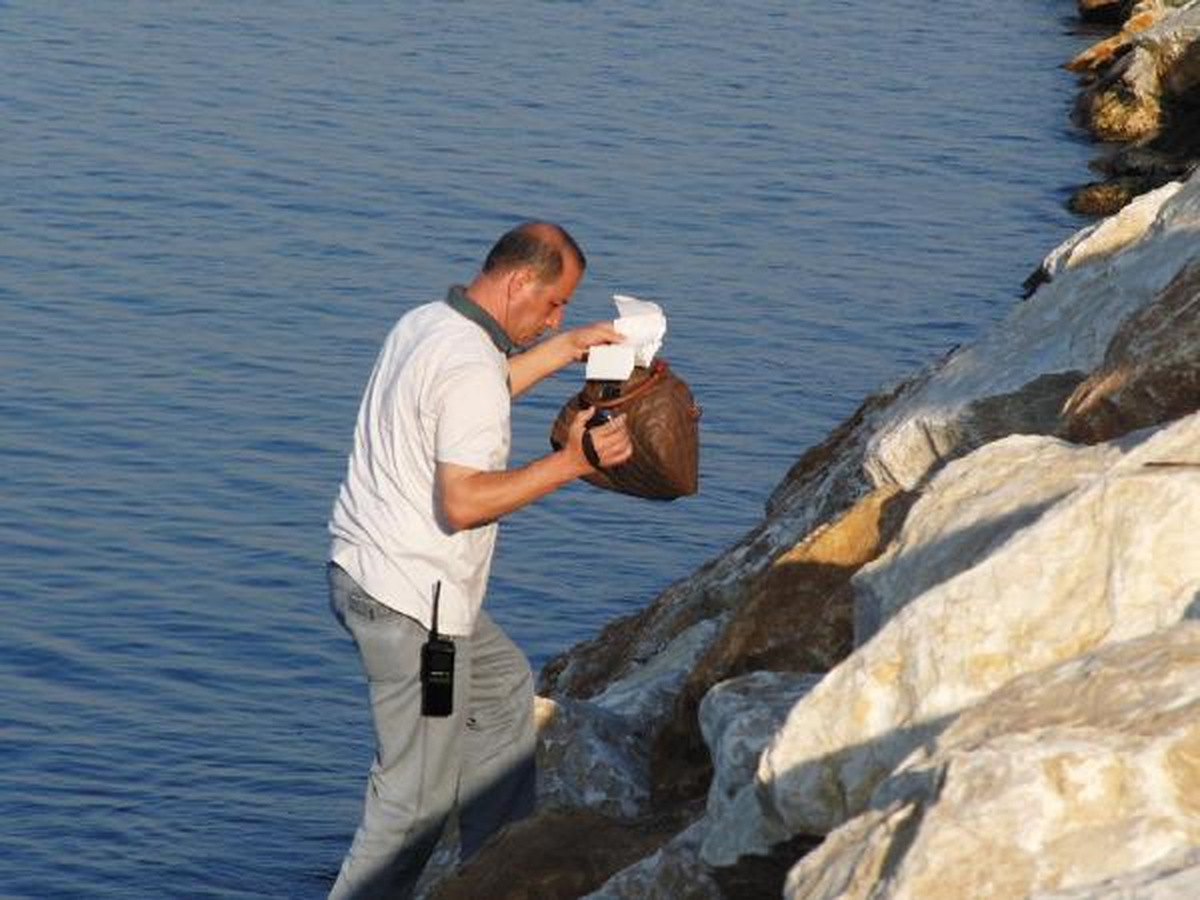 "Hastaneye Gidiyorum" Diyerek Evden Ayrılan Kadının Cesedi Denizde Bulundu