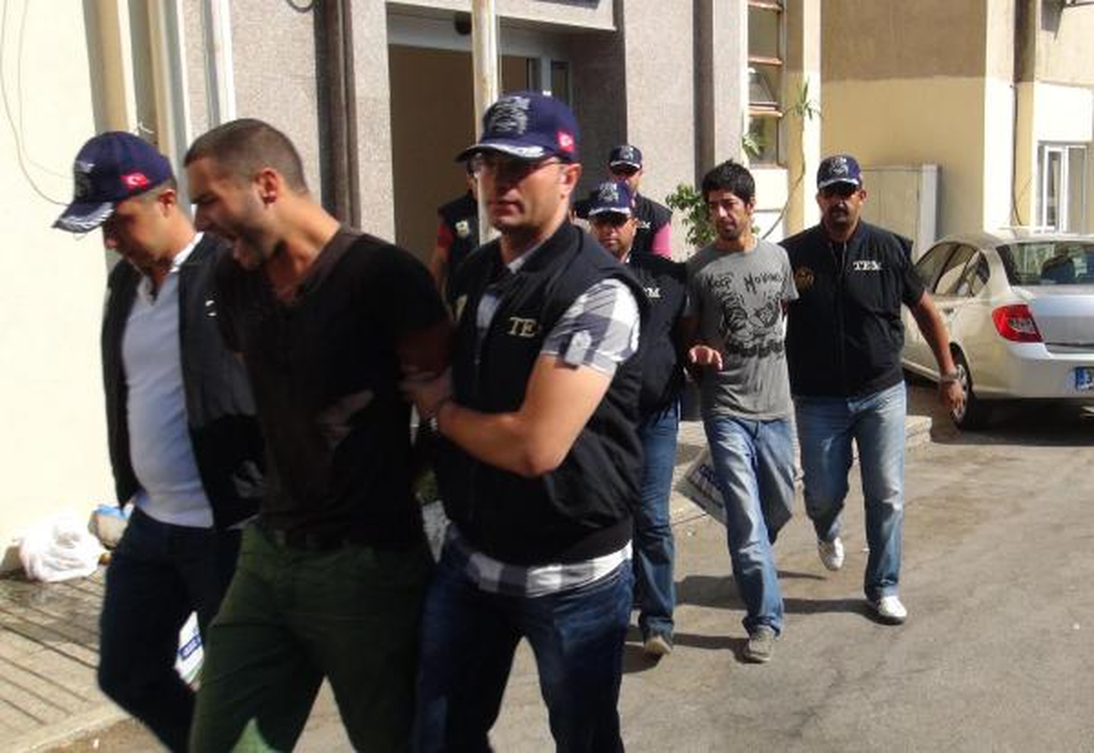 İzmir\'de Gezi Parkı Eylemcilerine Dava