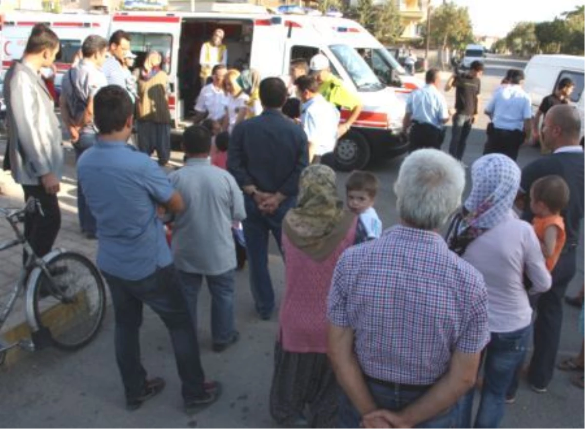 Karaman\'da Trafik Kazası: 15 Yaralı