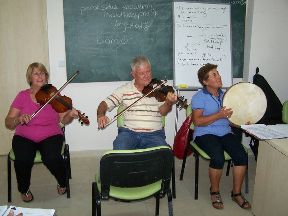 Korkuteli Hem Türk Sanat Müziği Korosu Kuruldu