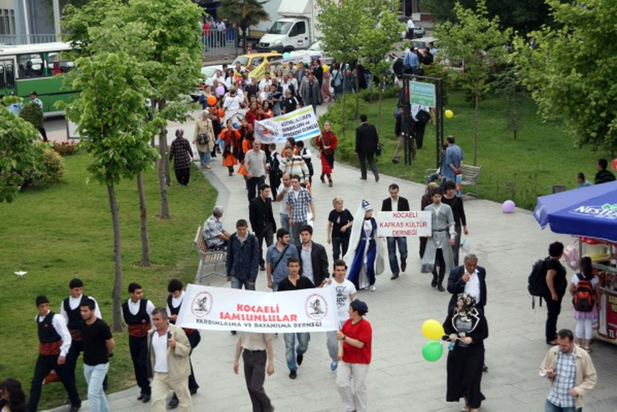 Kültürler Fuarda Buluşuyor
