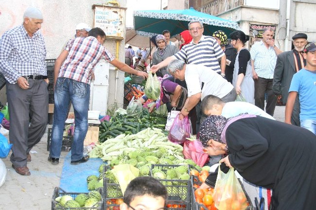 Pazarda Yerli Ürünler Büyük Rağbet Görüyor