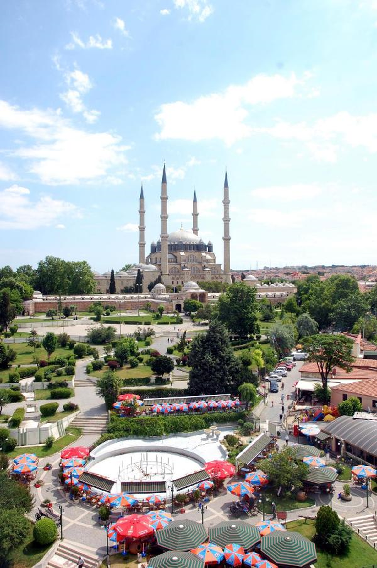 Selimiye Meydanı\'nda Han Kapısı Aranacak