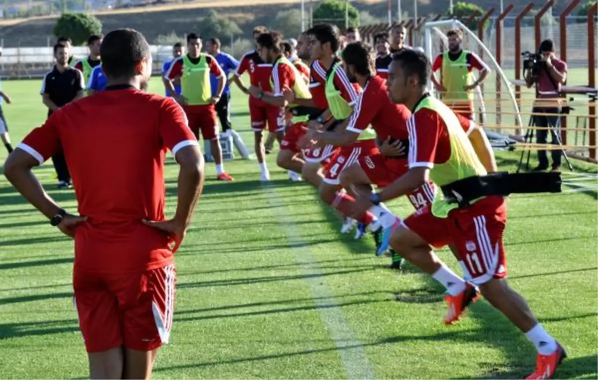 Sivasspor, Fenerbahçe Maçı Hazırlıklarına Devam Ediyor