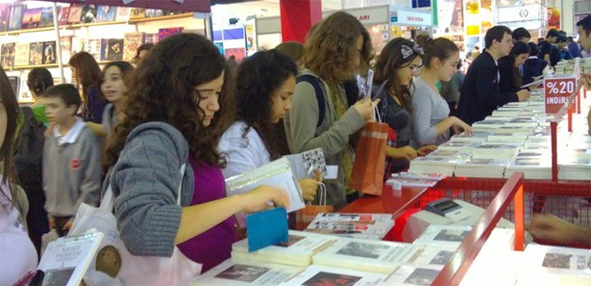 Türkiye 2013 Pekin Kitap Fuarı\'nda