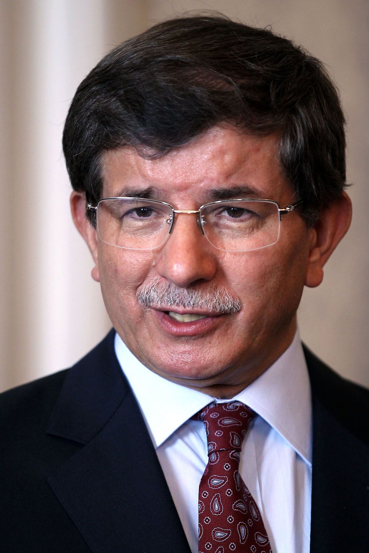 Bakan Davutoğlu, İngiliz Mevkidaşı ile Telefonda Görüştü