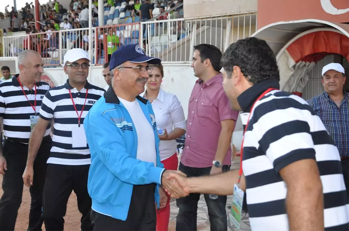 Beden Öğretmeni Adayları Elemelerde Ter Döktü