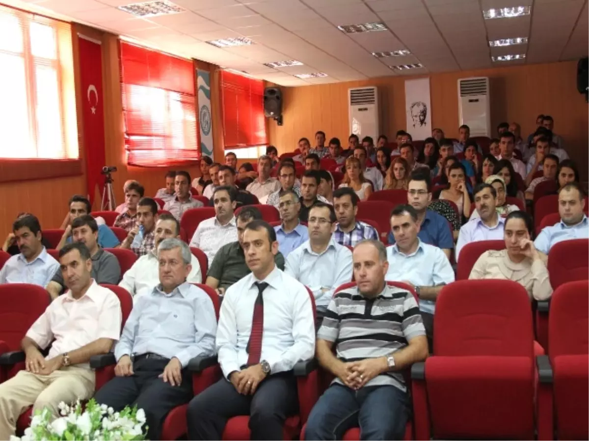 Beü\'de Eğitim Seminerleri Devam Ediyor