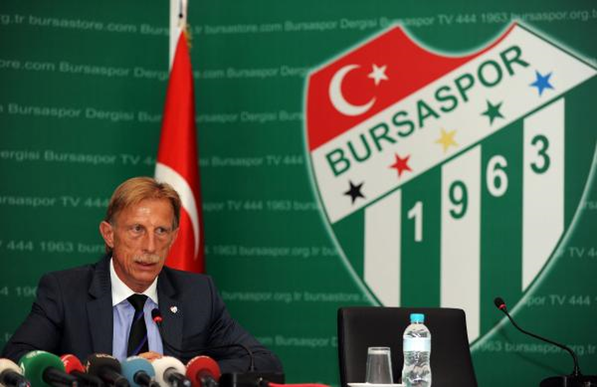 Christoph Daum: Kimse Deplasmanda Puan Hediye Etmez