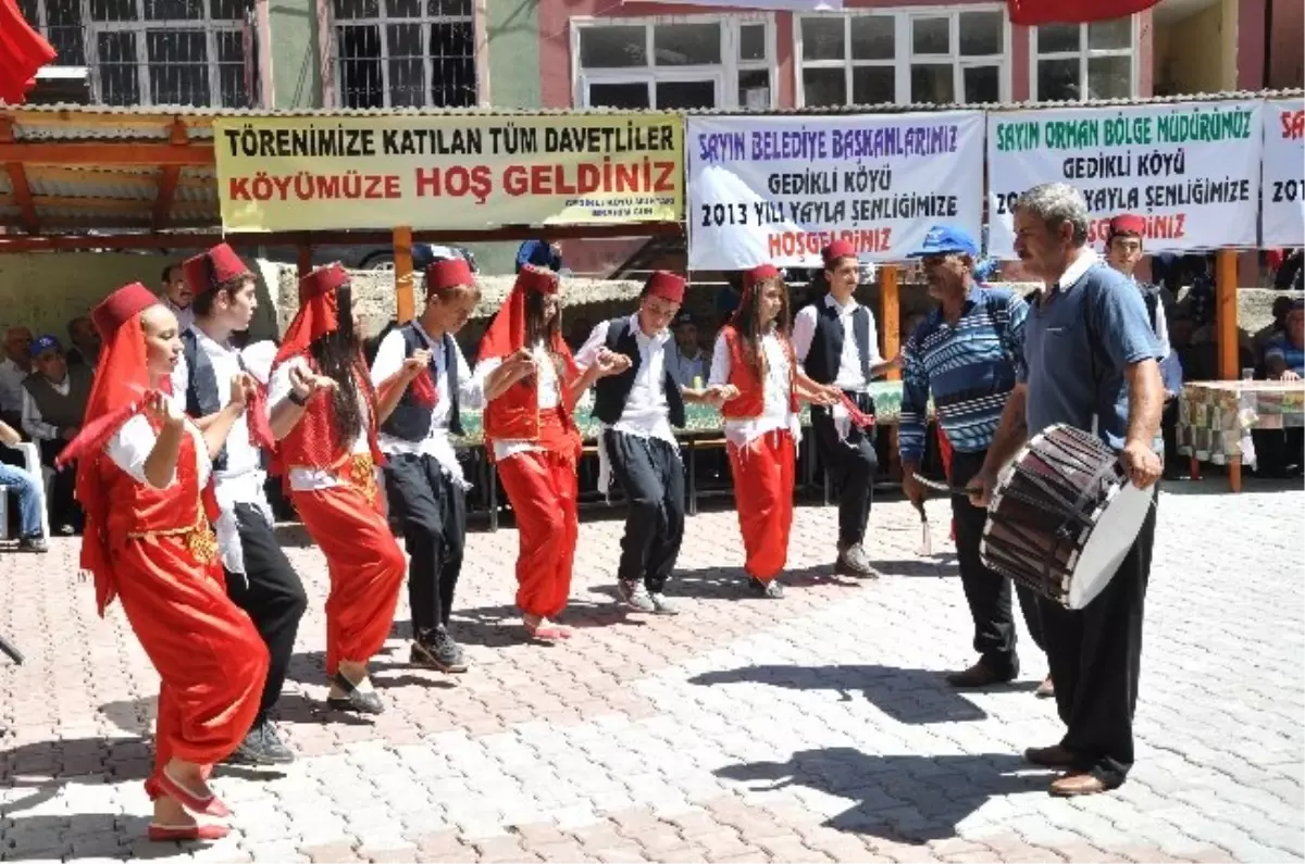 Feke\'de Köy Şenliği