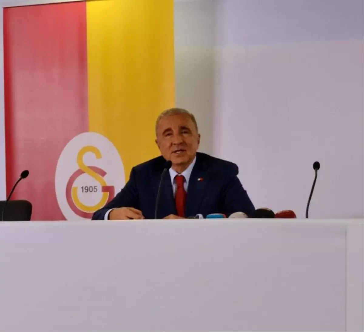 Galatasaray Ünal Aysal, Platini Görüşmesini Yalanladı