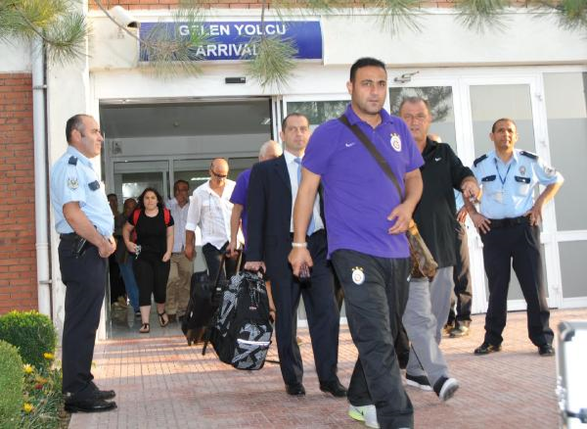 Galatasaray Kafilesi Eskişehir\'e Geldi