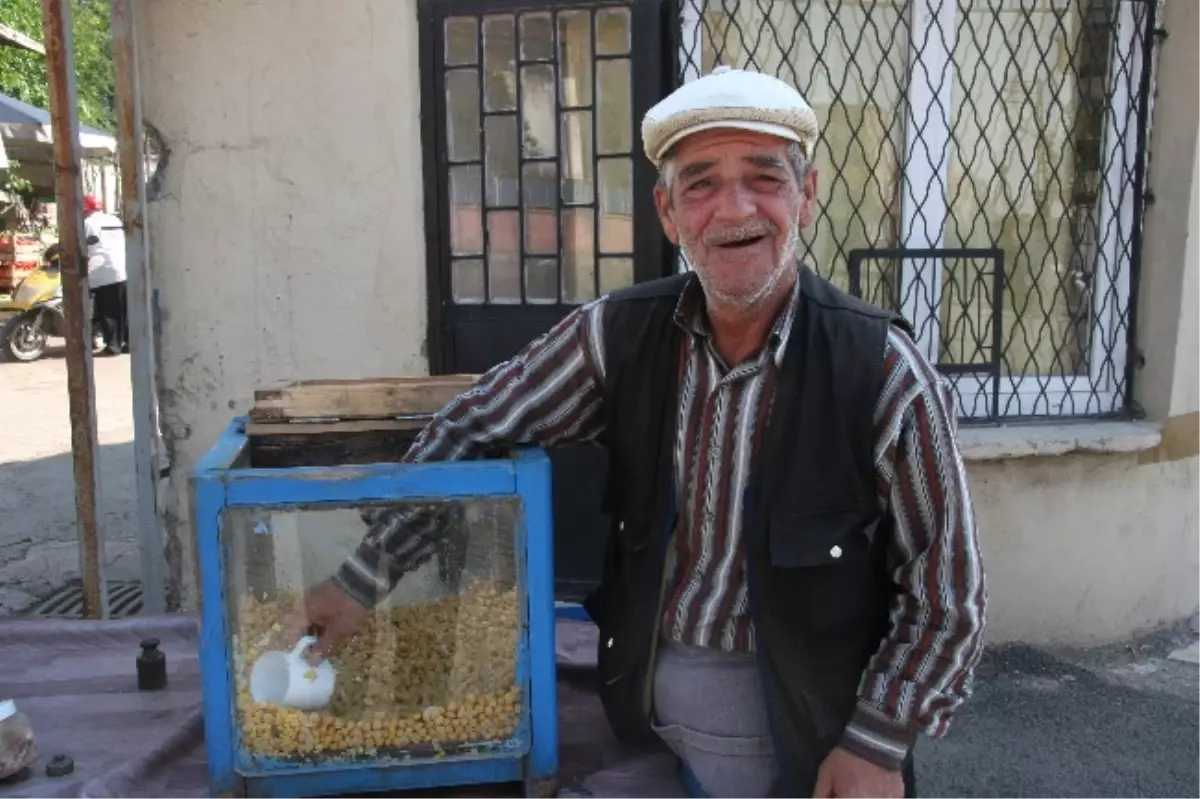 Kaynamış Nohut Satıcıları, Eski Günlerini Arıyor