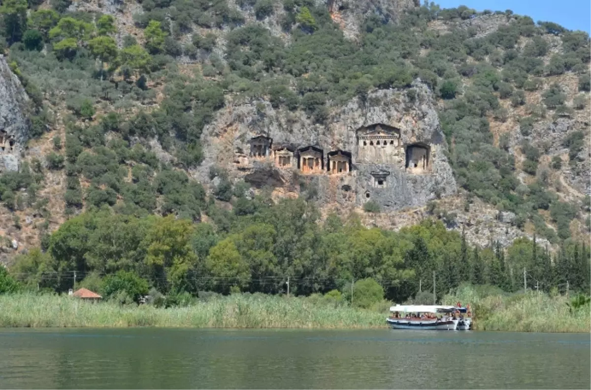 Kral Mezarları İçin Yeni Proje Talebi