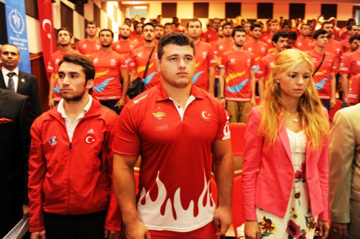 "Milli Sporcular Olimpiyat Ruhu\'nu Anlattı"
