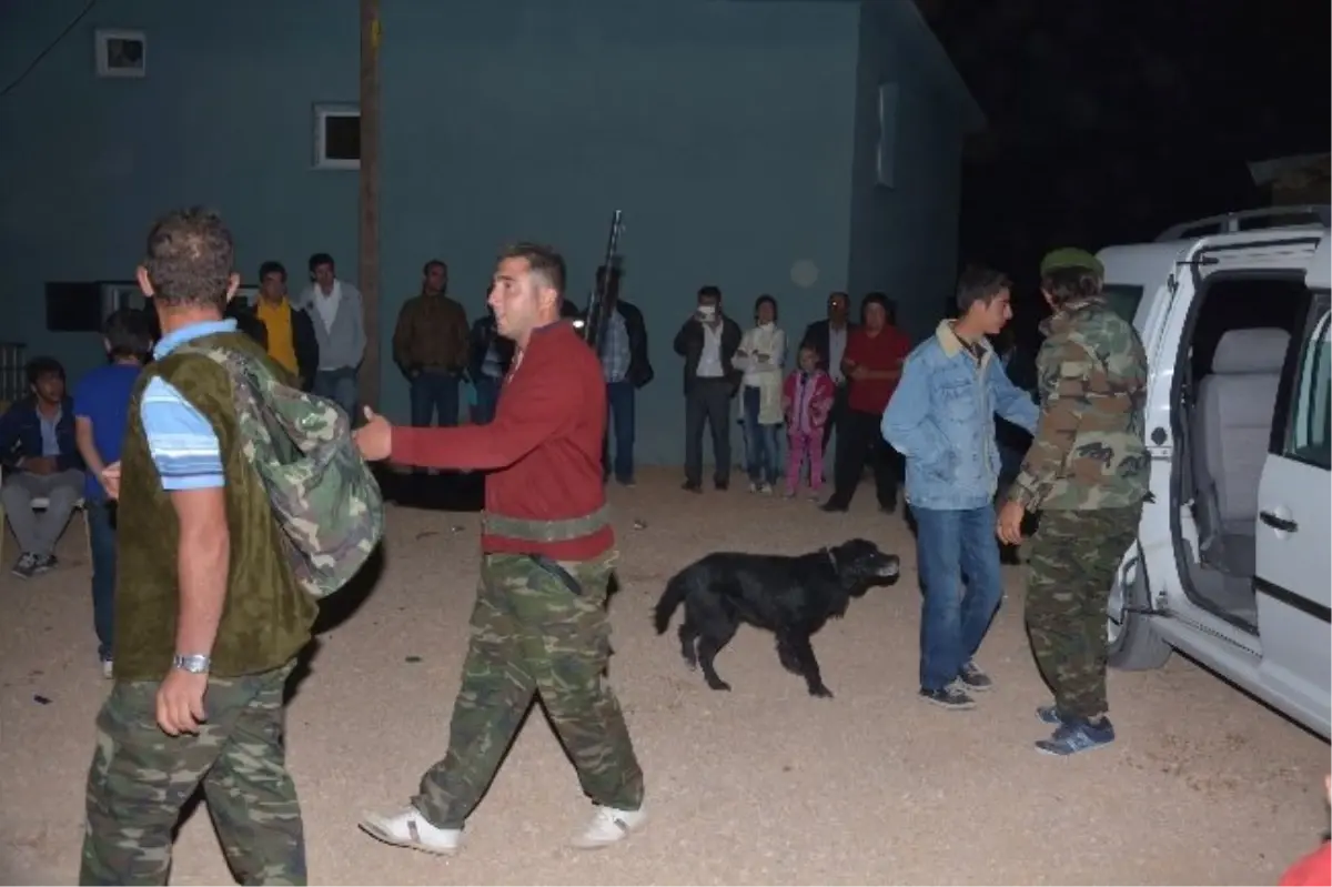 Şiran\'da Oynanan Orta Oyunları İzleyenleri Gülmekten Kırıp Geçiriyor