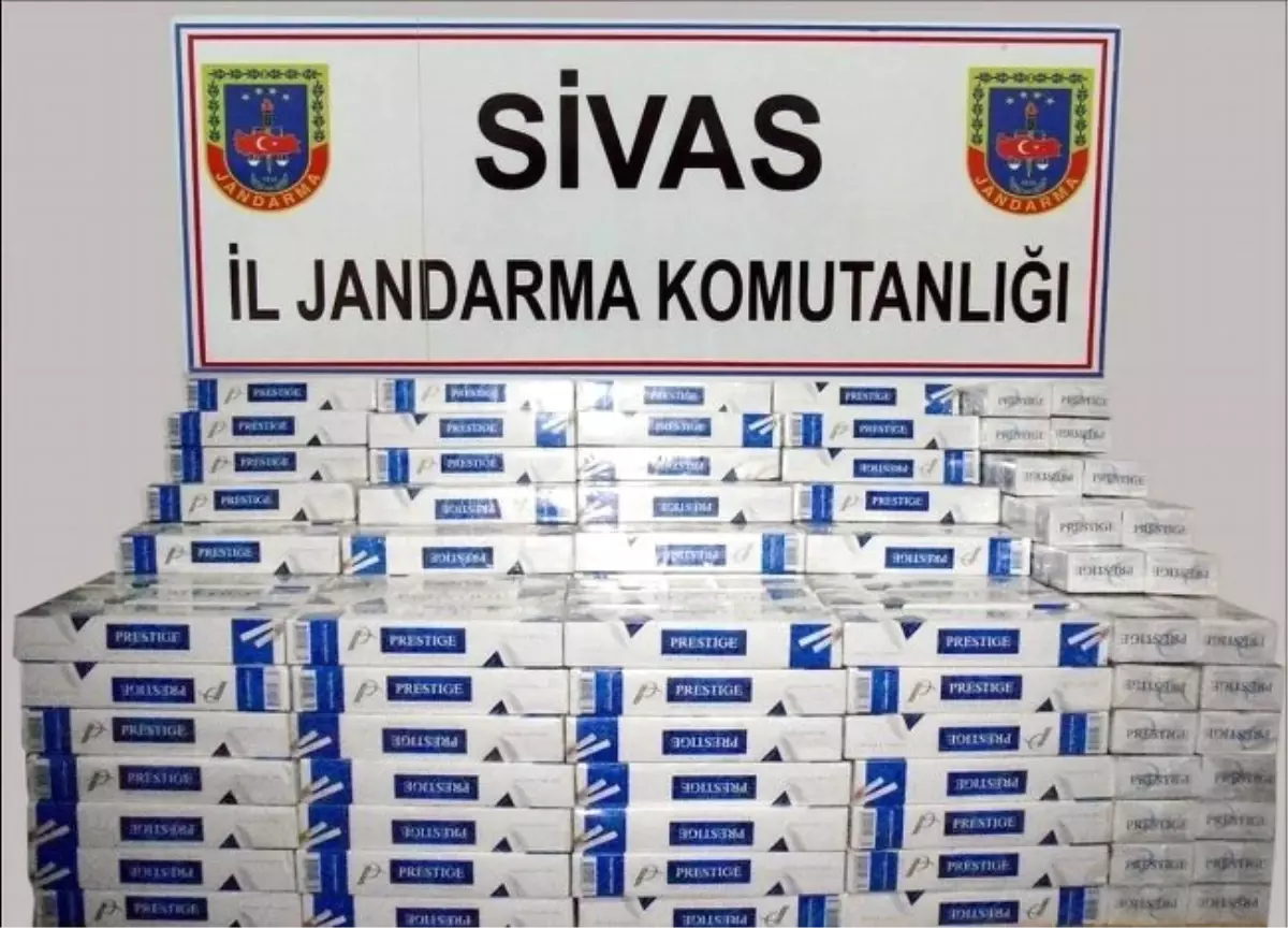 Sivas\'ta 5 Bin 100 Paket Kaçak Sigara Ele Geçirildi