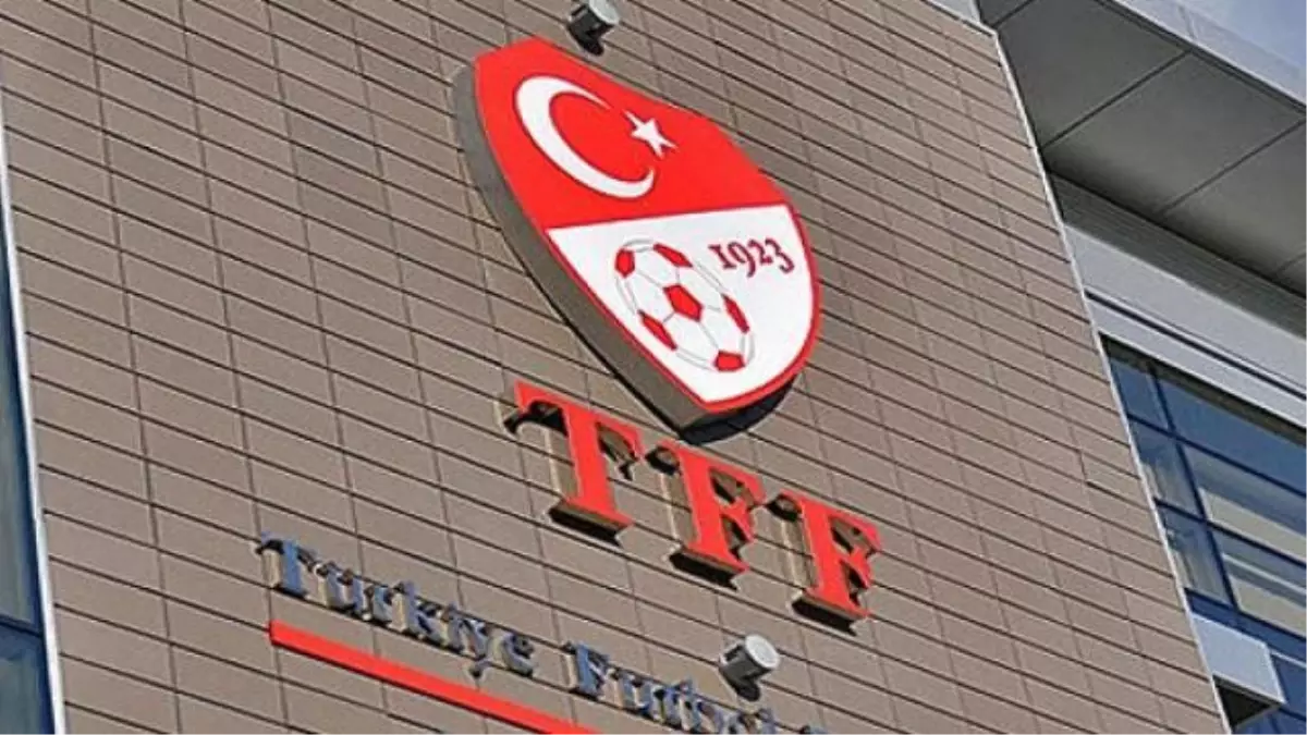 TFF Tahkim Kurulu Galatasaray\'a Verilen Cezayı Kaldırdı