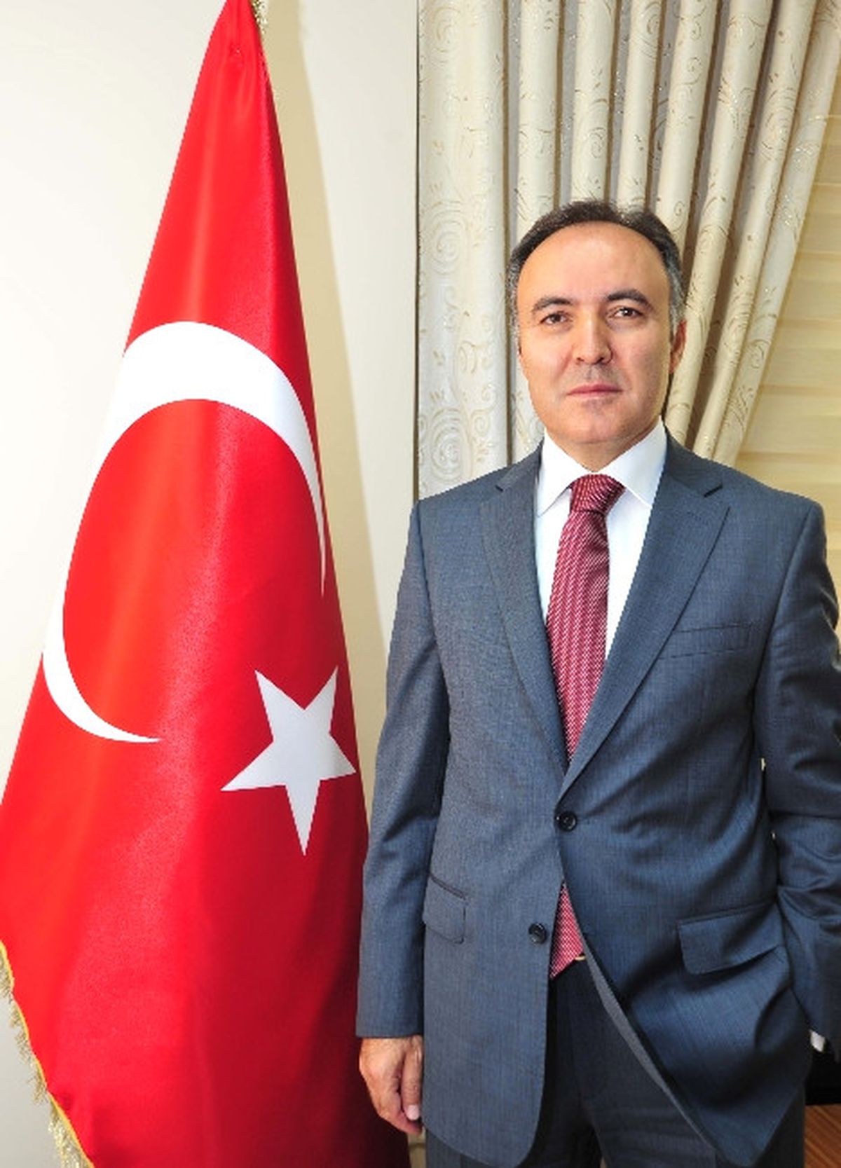 Vali Altıparmak\'ın 30 Ağustos Mesajı Açıklaması