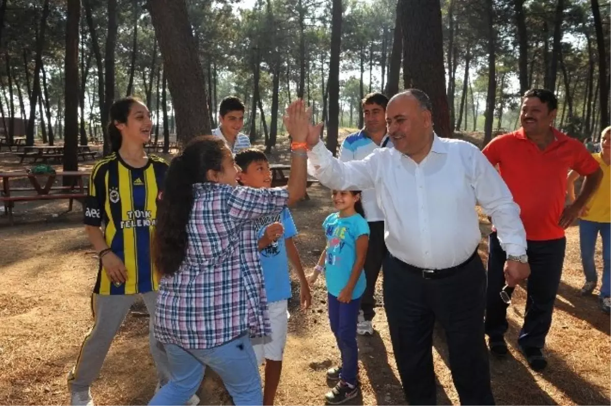 Yaz Spor Okulu Öğrencileri Piknikte Buluştu