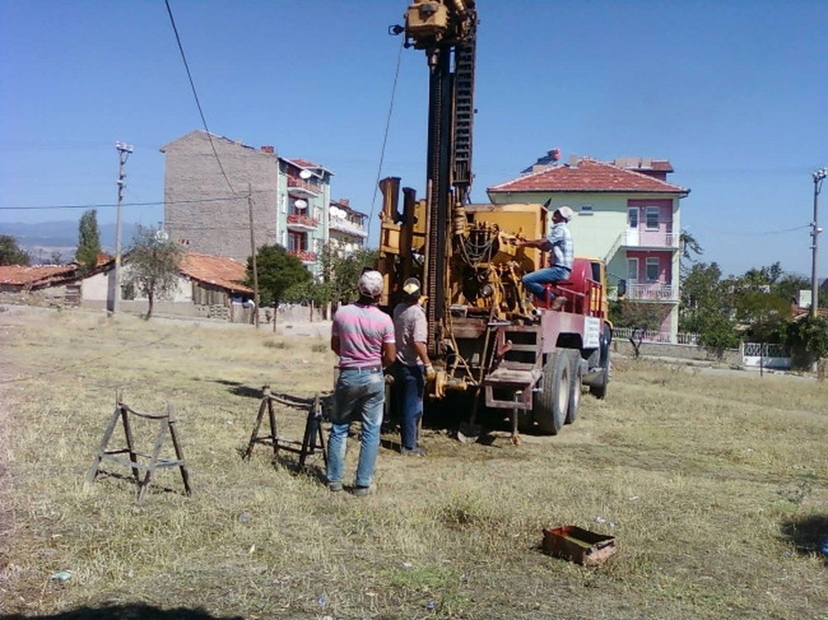 Yeni 16 Derslikli İlköğretim Okulu İçin Zemin Etüdü Yapıldı