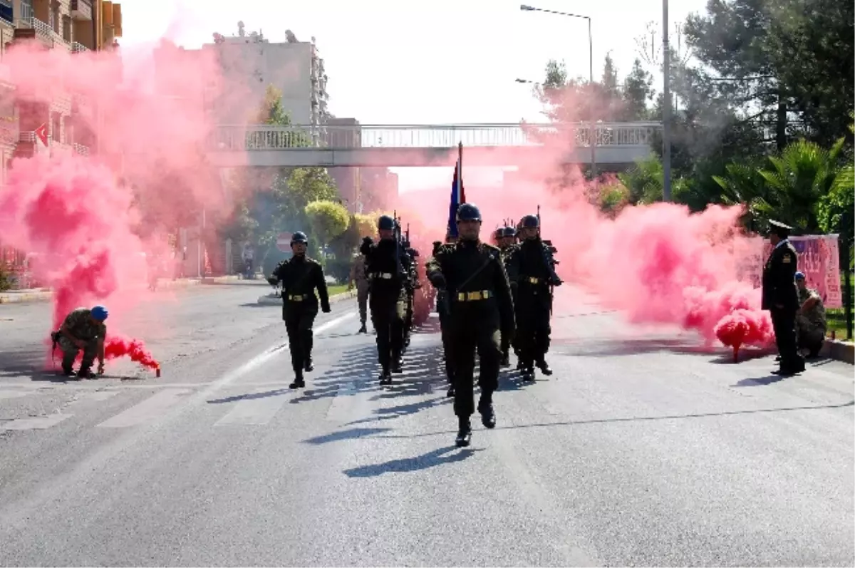 Adıyaman\'da 30 Ağustos Zafer Bayramı Coşkusu