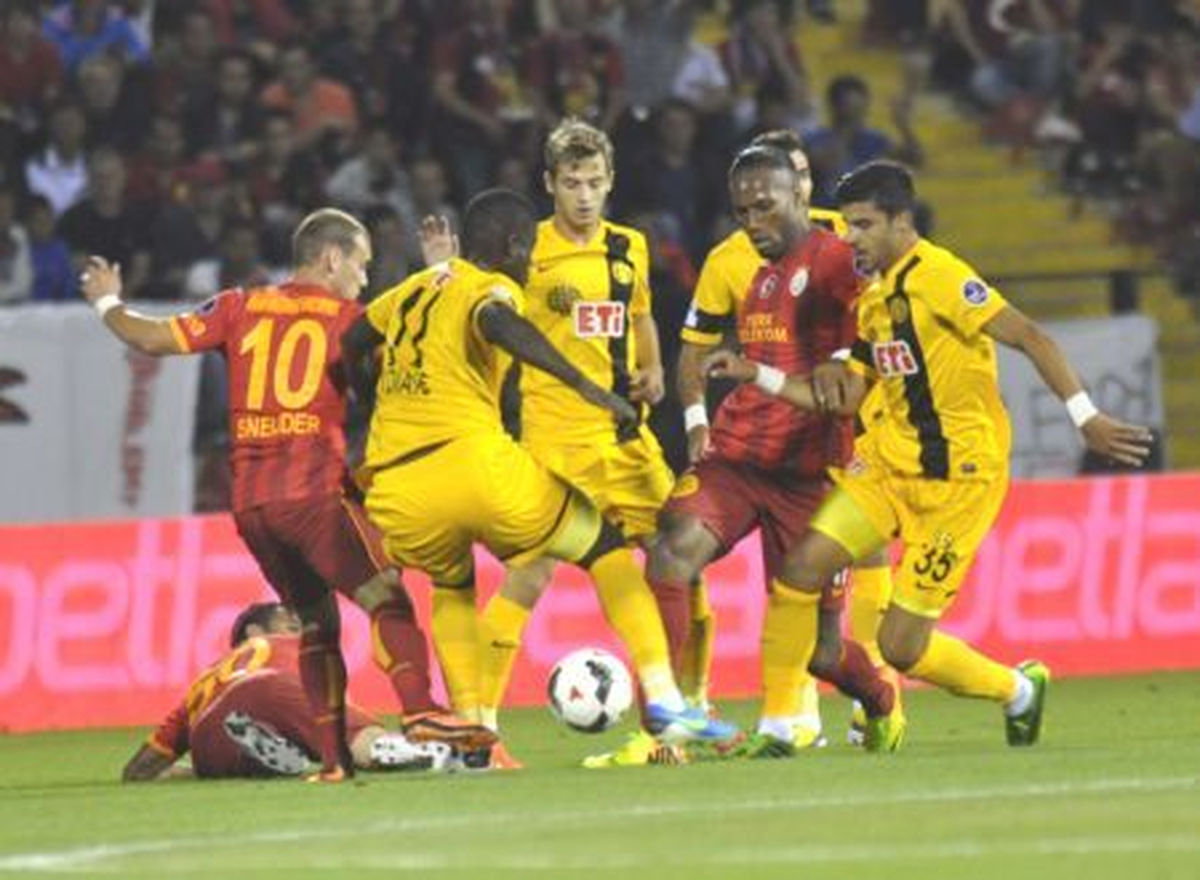 Eskişehirspor: 0 Galatasaray: 0