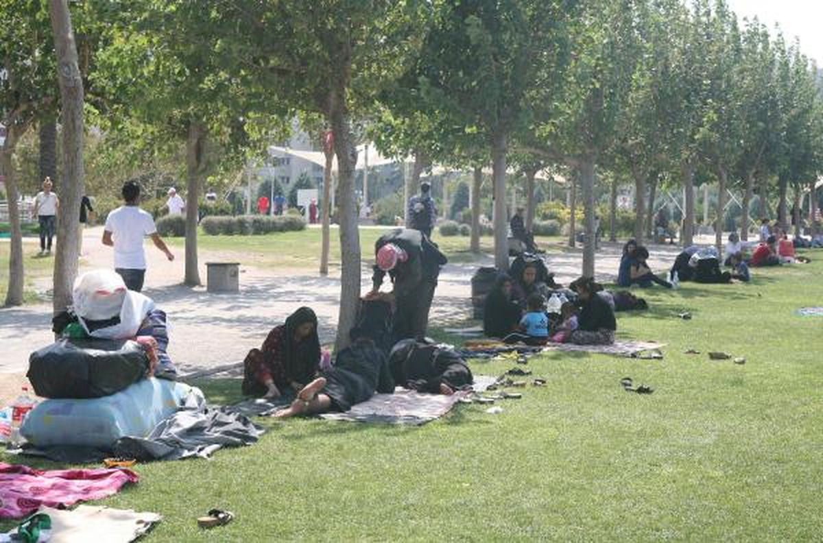 İzmir\'de Suriyeli Sığınmacı Manzaraları