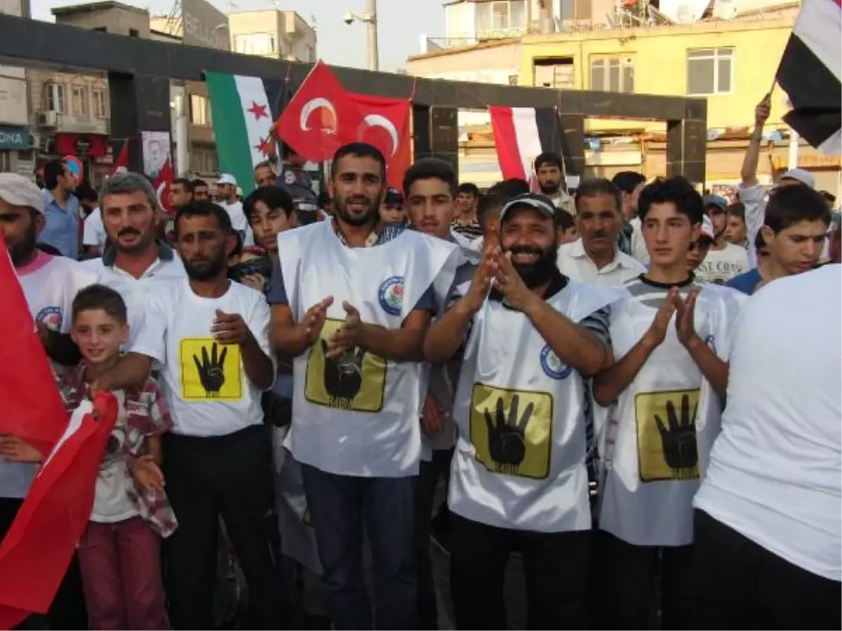 Kilis\'te Mısır ve Suriye Protestosu