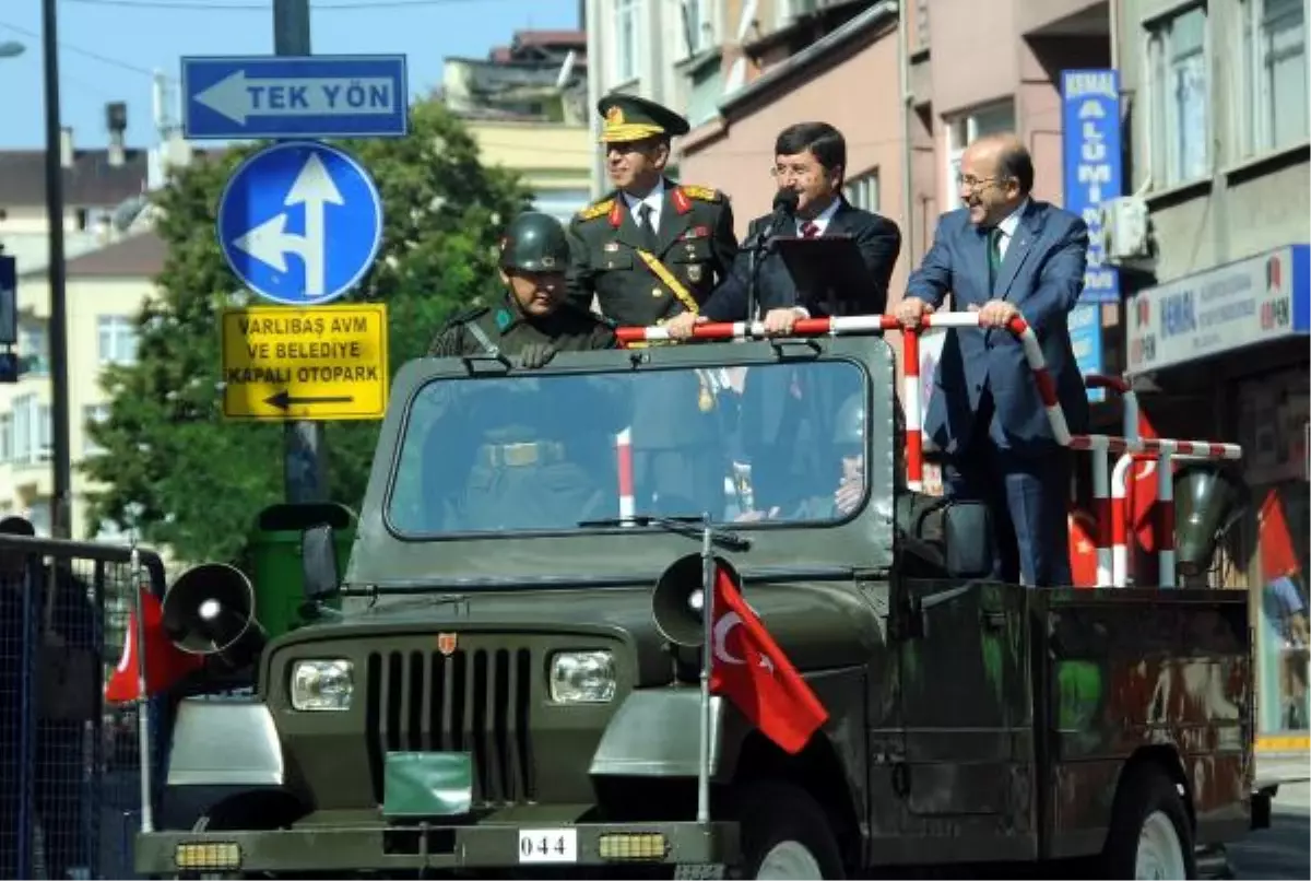 Trabzon\'da 30 Ağustos Kutlamaları Sönük Geçti