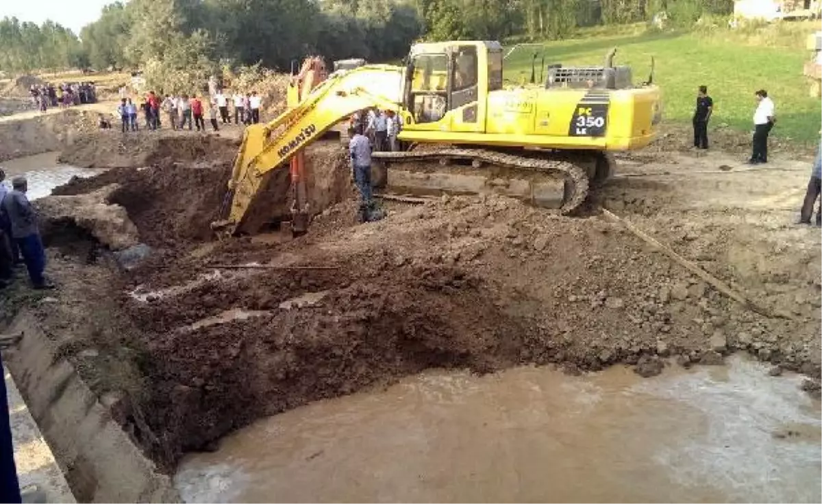 İçinde Su Biriken Kanala Düşen Çocuk Boğuldu